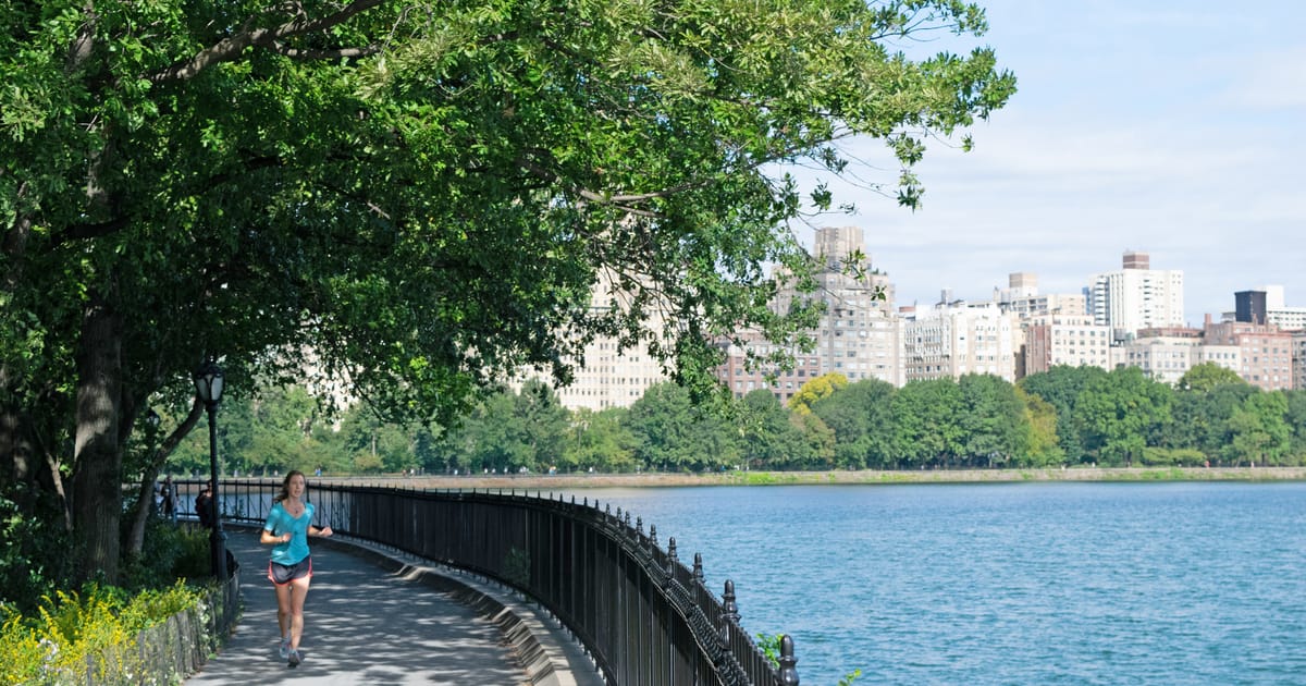 Reservoir running track
